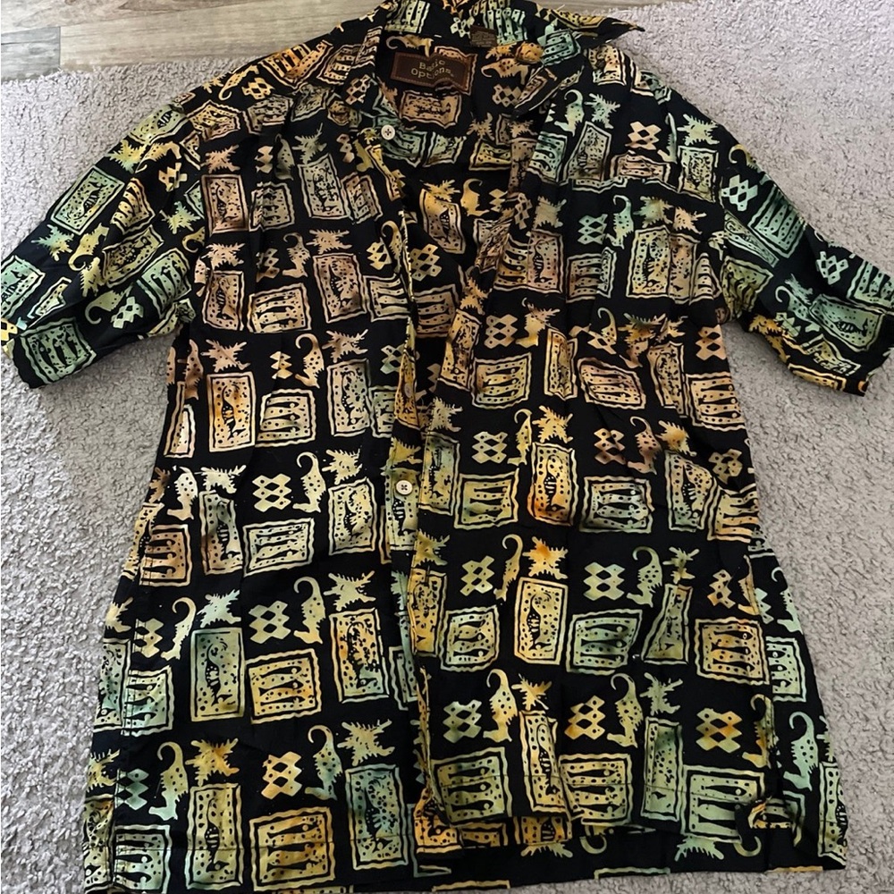 Basic options button down designed shirt size medium
